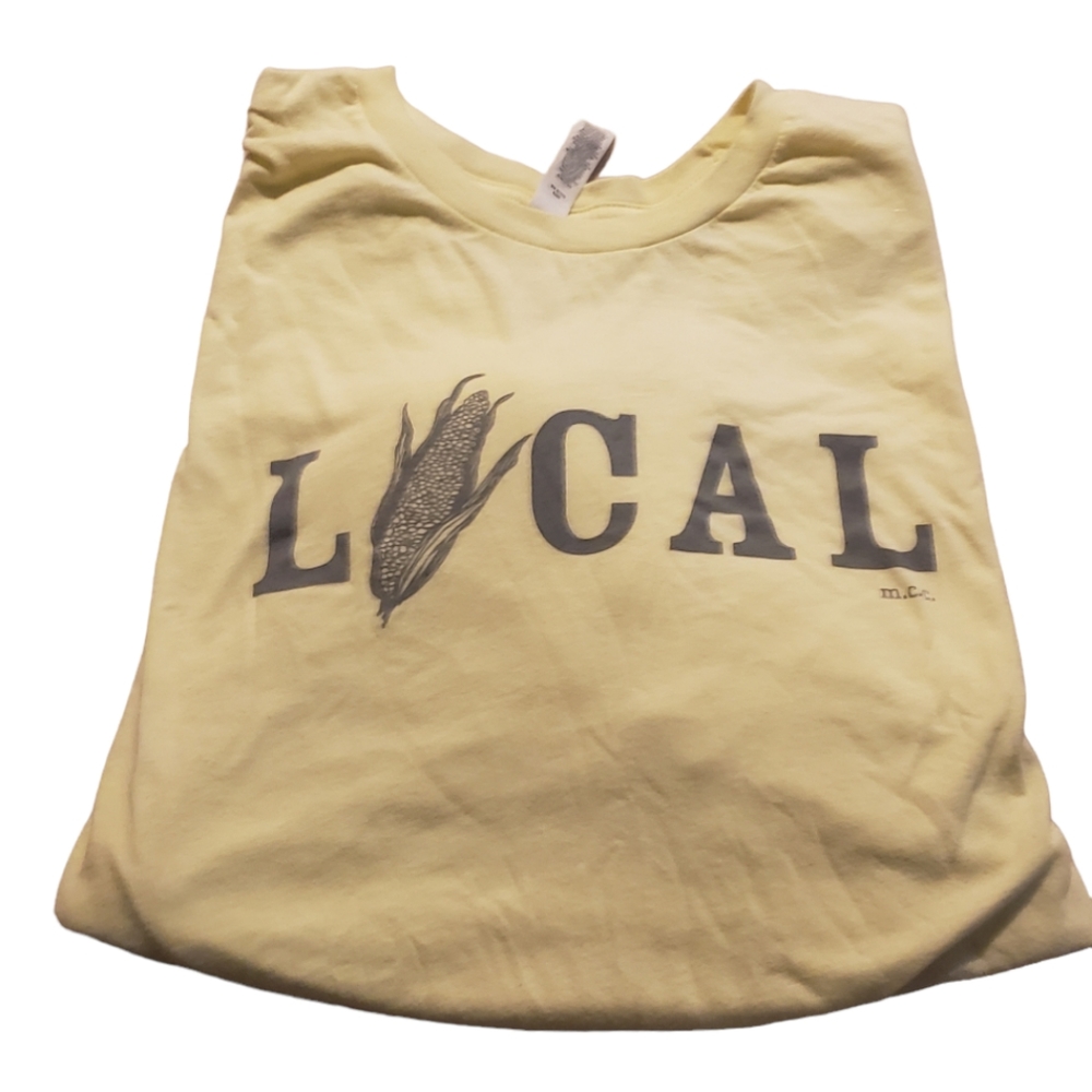 Womens tshirt. Like new. "Local" this is a boutique style. Negotiable